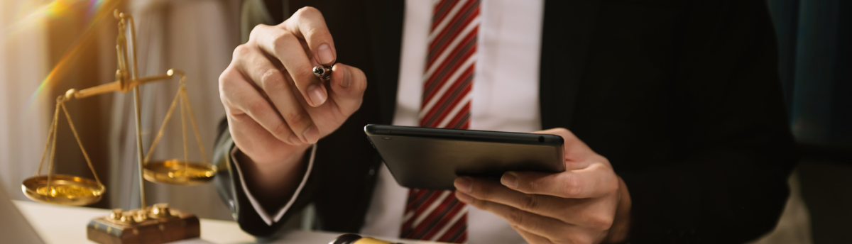 What Factors Make a Public Defender a Good or Bad Choice for Legal Defense
